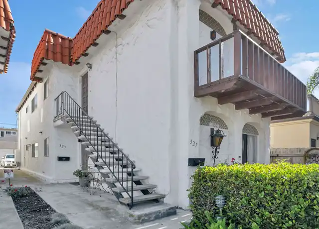 Property at 325 Rosemont St, La Jolla, CA, 92037, 2 beds, 2 baths, [object Object]