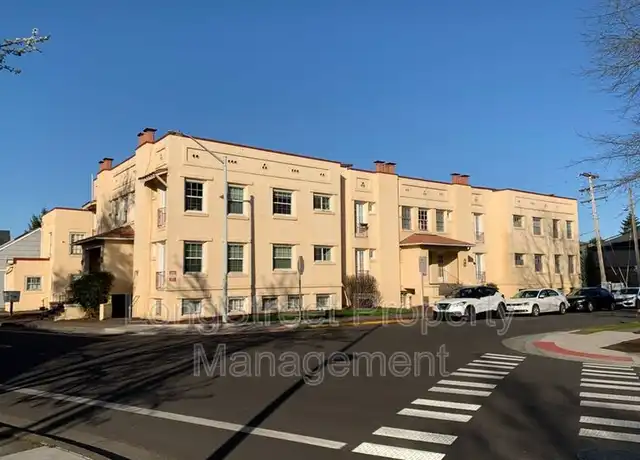 Property at 204 NW 17th St Unit 6, Corvallis, OR, 97330, 1 bed, 1 bath, [object Object]
