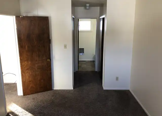 Property at 817 3rd St SW, Valley City, ND, 58072, 2 beds, 1 bath, [object Object]