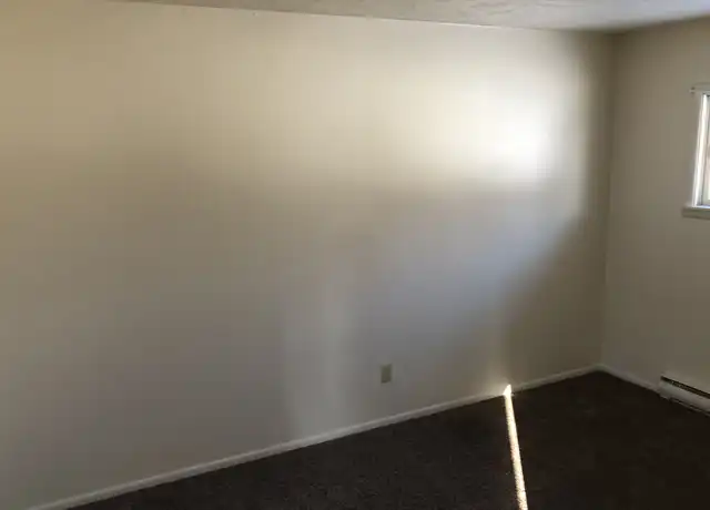 Property at 817 3rd St SW, Valley City, ND, 58072, 2 beds, 1 bath, [object Object]