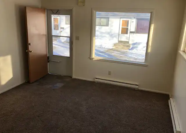 Property at 817 3rd St SW, Valley City, ND, 58072, 2 beds, 1 bath, [object Object]