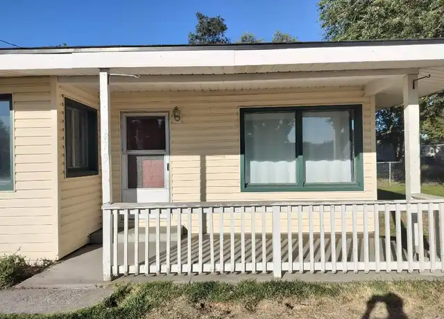 Property at 475 N 15th E, Mountain Home, ID, 83647, 3 beds, 2 baths, [object Object]