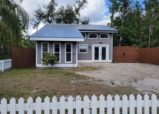 Property at 2433 Burlington Ln, Sarasota, FL, 34231, 3 beds, 2 baths, [object Object]