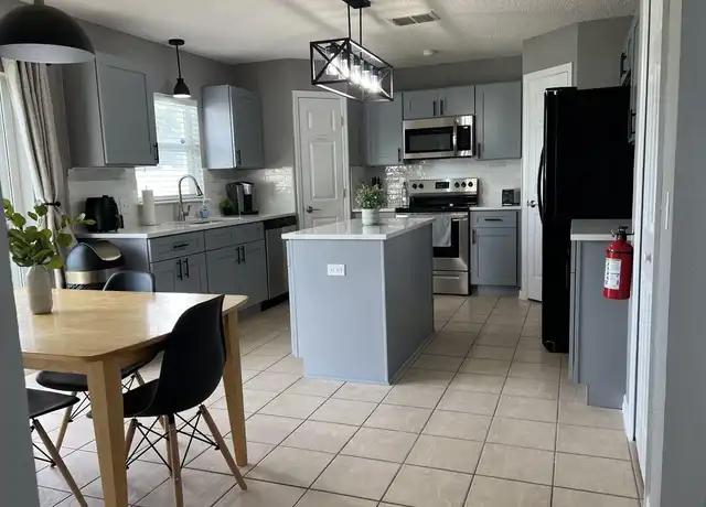 Property at 439 Keswick Ave, Davenport, FL, 33897, 1 bed, 1 bath, [object Object]