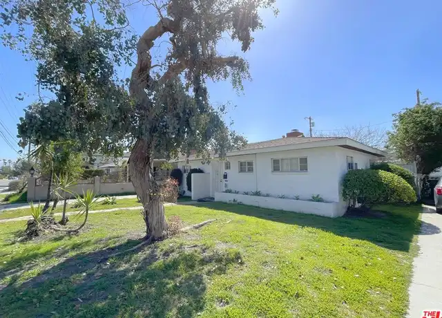 Property at 11238 Oxnard St, North Hollywood, CA, 91606, 2 beds, 1 bath, [object Object]