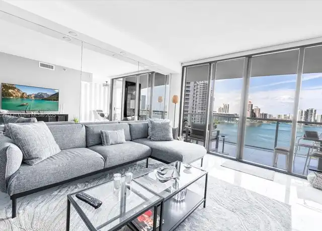 Property at 4000 Island Blvd #1605, Aventura, FL, 33160, 1 bed, 1.5 baths, [object Object]