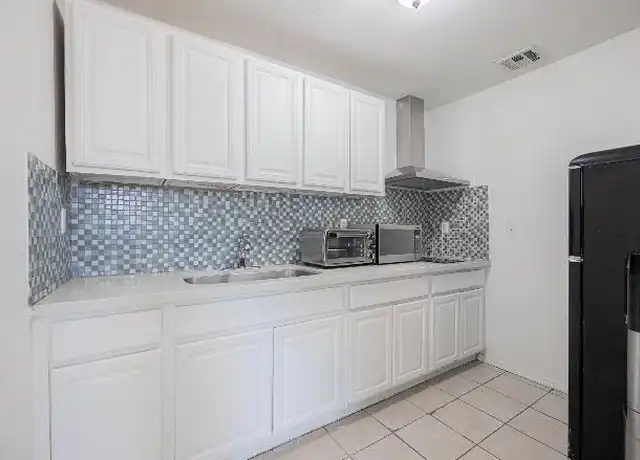 Property at 1510 W Garfield St, Phoenix, AZ, 85007, 1 bed, 1 bath, [object Object]