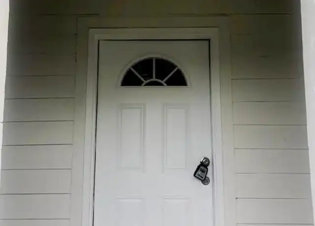 Property at 1908 Dicarlo Dr, Chalmette, LA, 70043, 2 beds, 1 bath, [object Object]