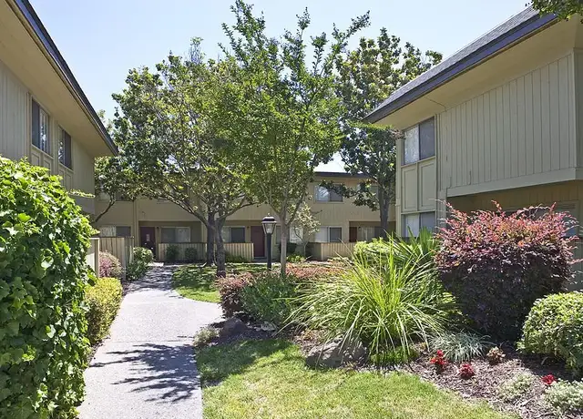 Photo of 200 Sheila Ct, Modesto, CA 95350