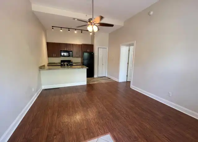Property at 5515 Baum Blvd Unit 4, Pittsburgh, PA, 15232, 1 bed, 1 bath, [object Object]