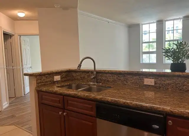 Property at 3001 NE 185th St #418, Miami, FL, 33180, 1 bed, 1 bath, [object Object]