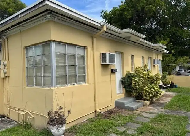 Property at 1705 Moffett St Unit C, Hollywood, FL, 33020, 1 bed, 1 bath, [object Object]