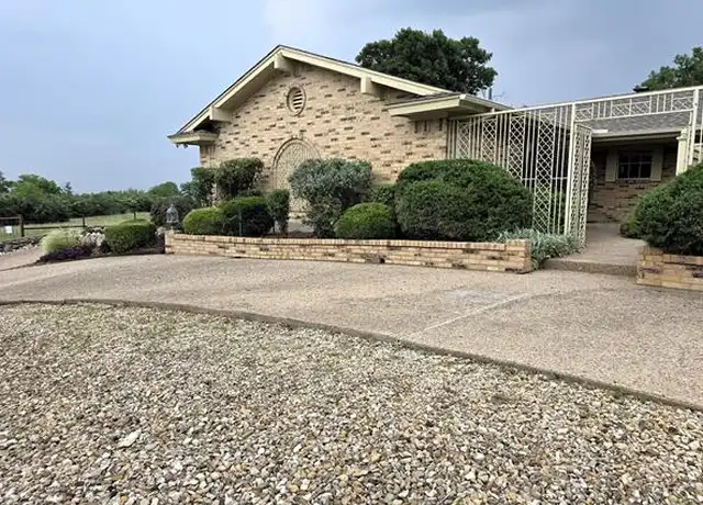 Property at 4714 Ranch View Rd, Fort Worth, TX, 76109, 2 beds, 2 baths, [object Object]