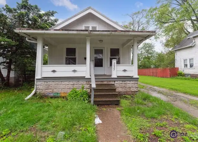 Property at 2027 Berkshire Pl, Toledo, OH, 43613, 2 beds, 1 bath, [object Object]
