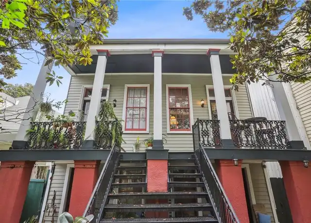 Property at 1020 Josephine St Unit B, New Orleans, LA, 70130, 2 beds, 1 bath, [object Object]