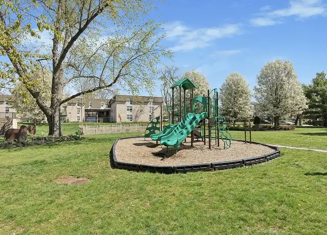 Property at 450 Green Apartments - 450 Forrest Ave, Norristown, PA, 19401, 0-2 beds, 1 bath, [object Object]