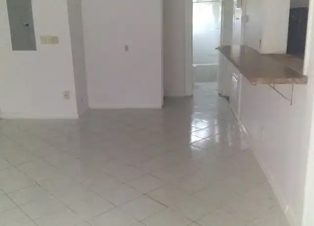 Property at 519 E 38th St Unit 1, Savannah, GA, 31401, 2 beds, 1 bath, [object Object]
