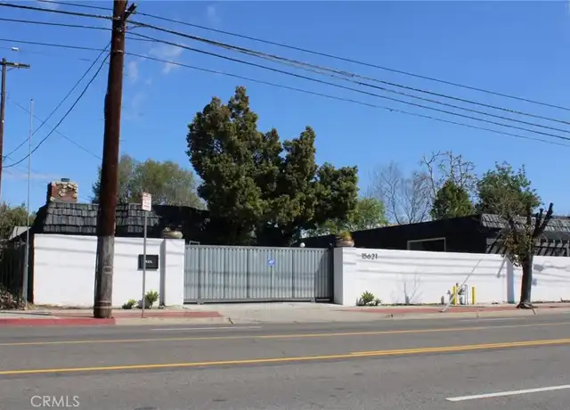 Property at 15621 Vanowen St, Van Nuys, CA, 91406, 2 beds, 2 baths, [object Object]
