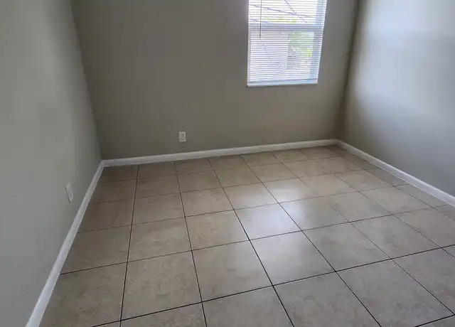 Property at 933 Laurel Dr Unit D, Lake Park, FL, 33403, 2 beds, 1 bath, [object Object]