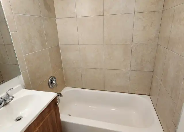 Property at 933 Laurel Dr Unit D, Lake Park, FL, 33403, 2 beds, 1 bath, [object Object]