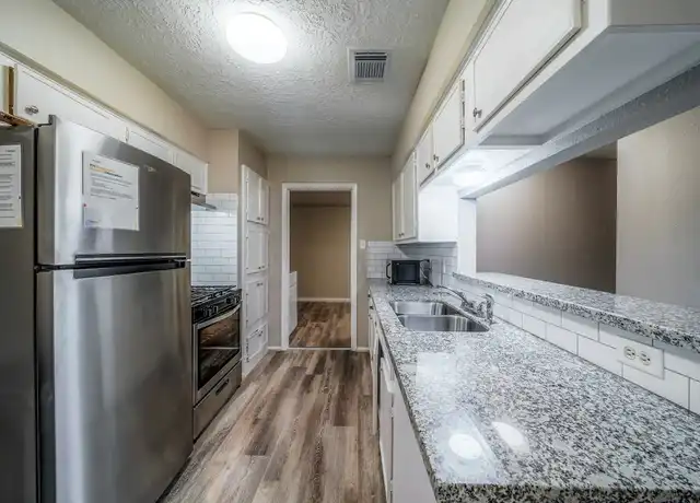 Property at 9806 Mango St, Houston, TX, 77075, 1 bed, 1 bath, [object Object]