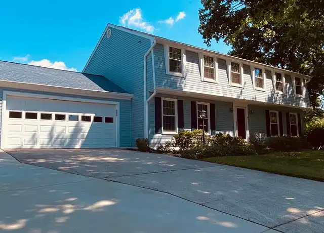 Property at 6966 S Kenfig Dr, Falls Church, VA, 22042, 5 beds, 2.5 baths, [object Object]