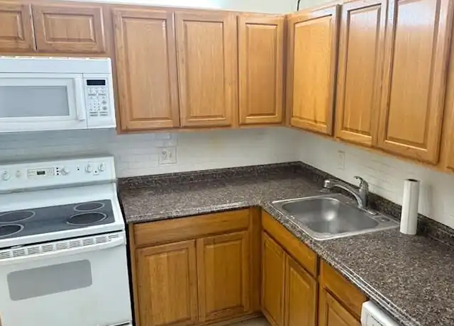 Property at 1011 Green Pine Blvd Unit E1, West Palm Beach, FL, 33409, 2 beds, 2 baths, [object Object]
