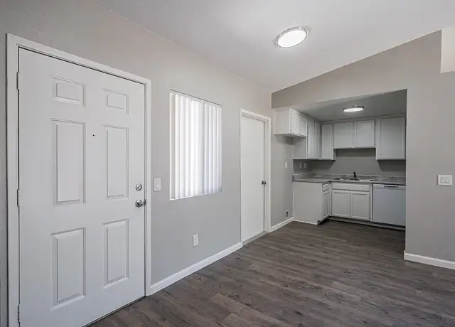 Photo of 32021 Avenue E, Yucaipa, CA 92399
