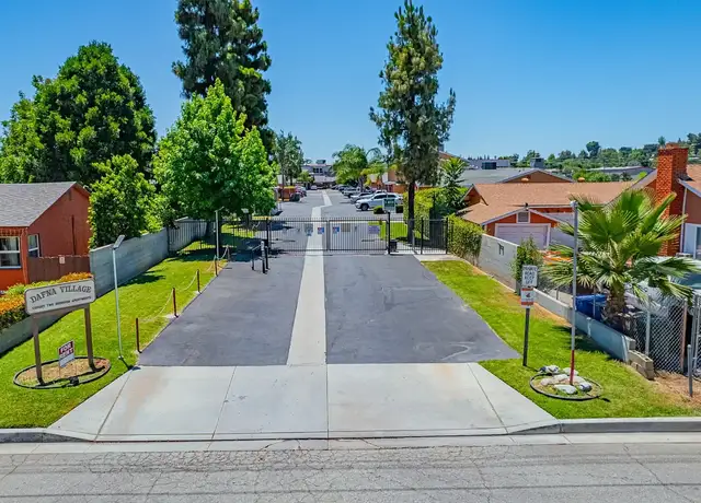 Photo of 32021 Avenue E, Yucaipa, CA 92399