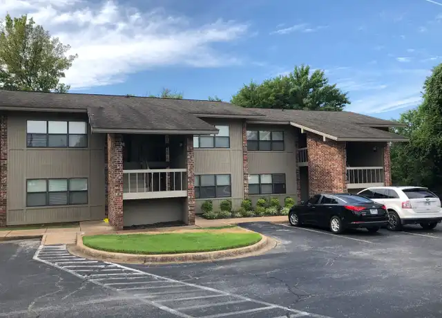 Property at 1520 E Boswell St Unit 9, Batesville, AR, 72501, 1 bed, 1 bath, [object Object]