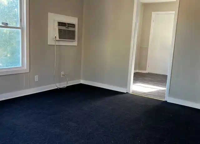 Property at 116 Hill St Unit 116, Florence, AL, 35630, 2 beds, 1 bath, [object Object]