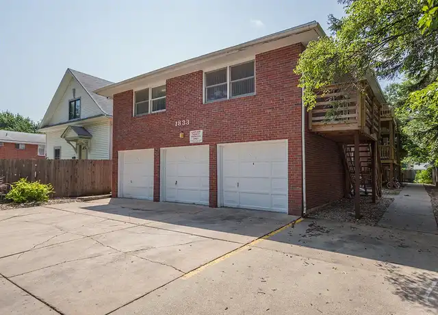 Property at 1833 Washington St Unit 06, Lincoln, NE, 68502, 2 beds, 1 bath, [object Object]