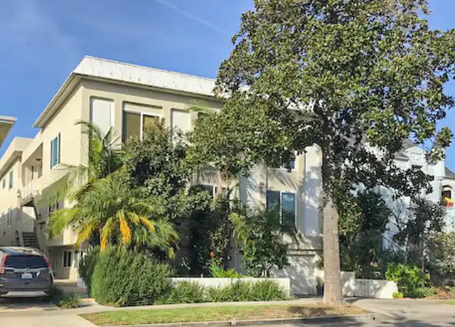 Property at 309 S Doheny Dr Unit 5, Beverly Hills, CA, 90211, 2 beds, 2 baths, [object Object]