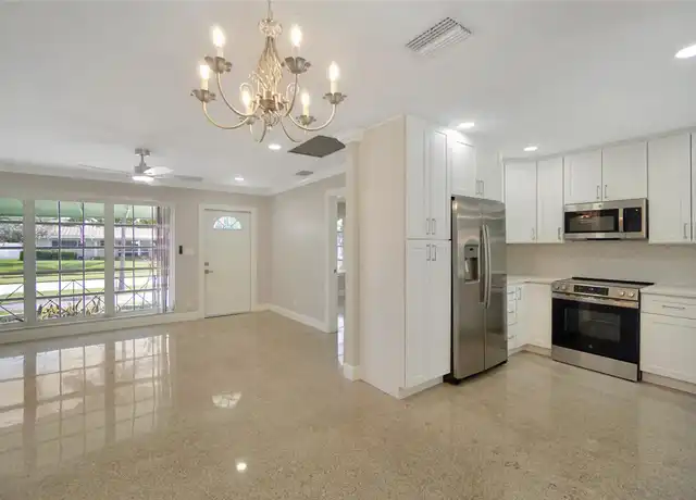Property at 917 SE 15th Ct, Deerfield Beach, FL, 33441, 4 beds, 2 baths, [object Object]
