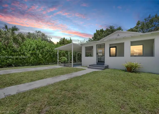 Property at 3655 Oak Ave Unit 3655, Miami, FL, 33133, 3 beds, 3 baths, [object Object]