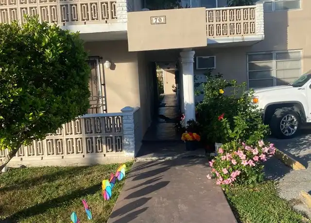 Property at 70 SW 30th Ave Unit 05, Miami, FL, 33135, 1 bed, 1 bath, [object Object]