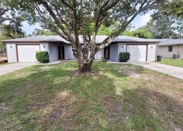Property at 8089 Omaha Cir, Spring Hill, FL, 34606, 2 beds, 1 bath, [object Object]