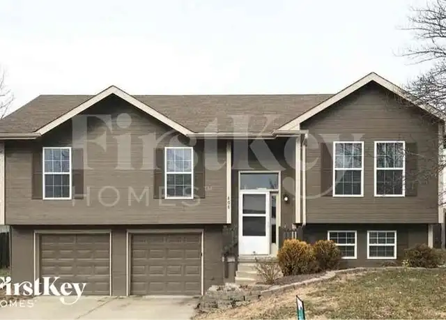 Property at 808 E 15th St, Kearney, MO, 64060, 3 beds, 2.5 baths, [object Object]