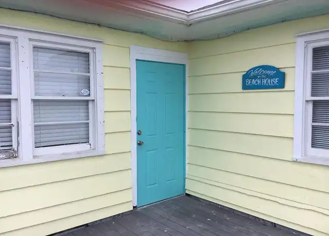 Property at 1140 Hernando St Unit C, Fort Pierce, FL, 34949, 1 bed, 1 bath, [object Object]