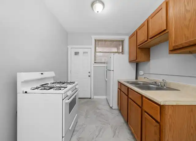 Property at Park View Marquette - 3030 W Marquette Rd, Chicago, IL, 60629, 1 bed, 1 bath, [object Object]