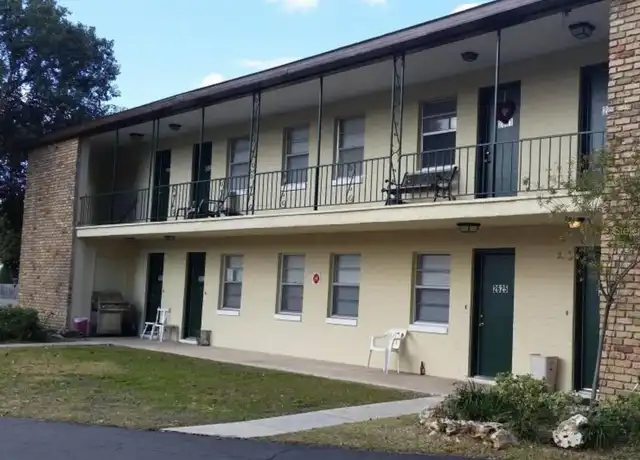 Property at 2625 SW 33rd Ave, Ocala, FL, 34474, 1 bed, 1 bath, [object Object]
