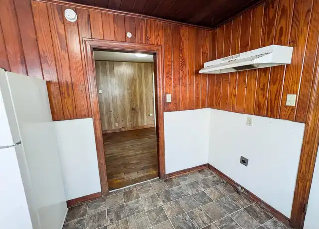 Property at 3170 Roberts St, Beaumont, TX, 77701, 3 beds, 2 baths, [object Object]