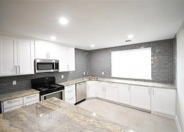 Property at 3430 Princeton Dr, Irving, TX, 75062, 4 beds, 3 baths, [object Object]
