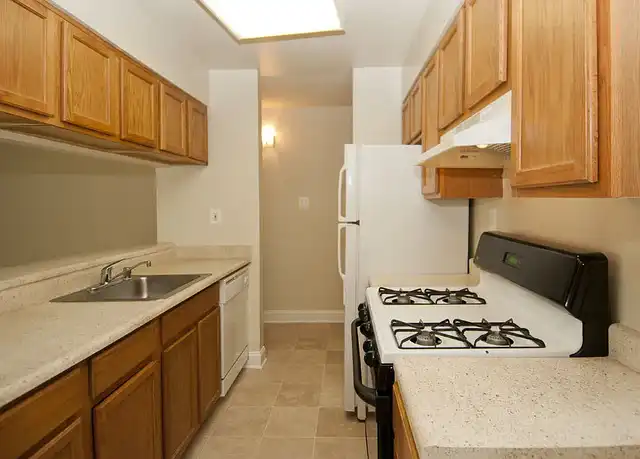 Property at Wellington Woods - 1704 Lafayette Blvd, Fredericksburg, VA, 22401, 2-3 beds, 1-1.5 bath, [object Object]