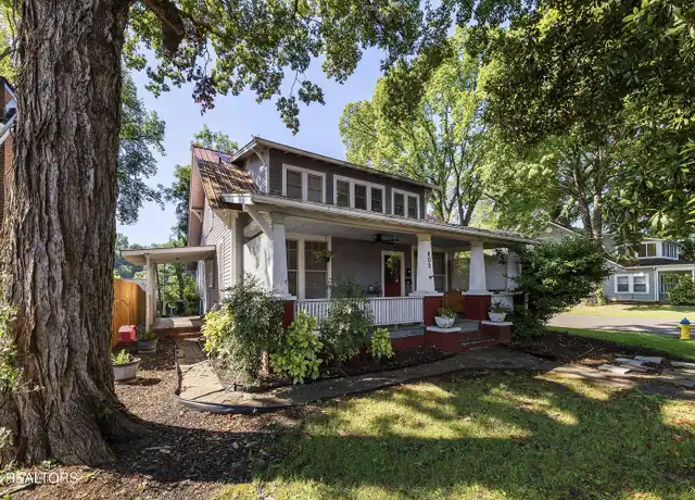 Property at 800 Phillips Ave Unit 2, Knoxville, TN, 37920, 2 beds, 1 bath, [object Object]