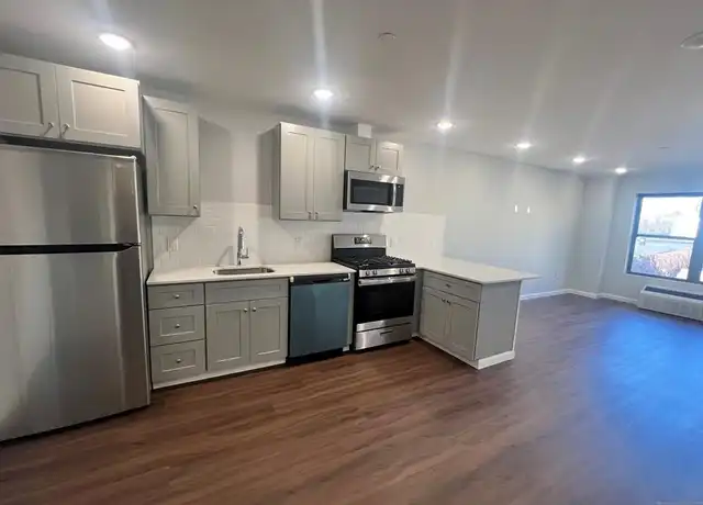Property at 48 Spruce Ave Unit 201, Ridgefield Park, NJ, 07660, 1 bed, 1 bath, [object Object]