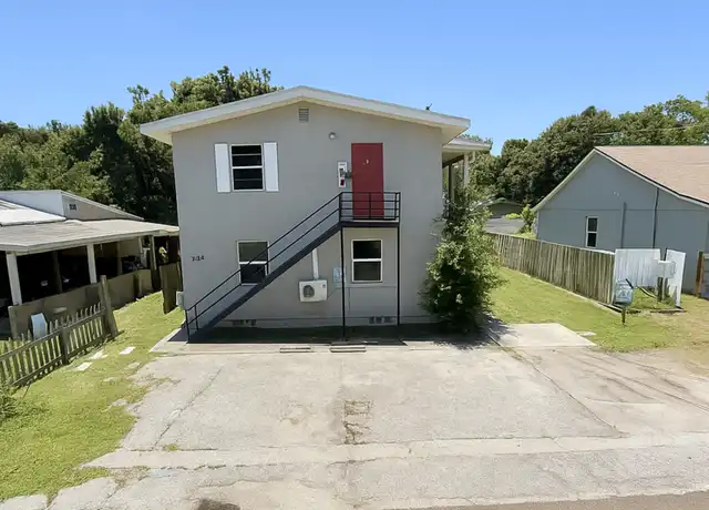 Property at 1045 11th Ave NW Unit 7, Largo, FL, 33770, 2 beds, 1 bath, [object Object]