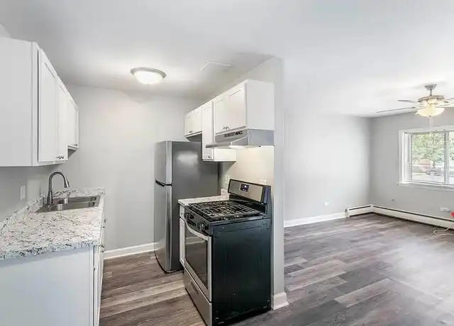 Property at Linden Flats - 2020 Linden Ave, Waukegan, IL, 60087, 2 beds, 1 bath, [object Object]