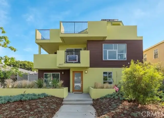 Property at 1807 17th St #6, Santa Monica, CA, 90404, 3 beds, 1.5 baths, [object Object]