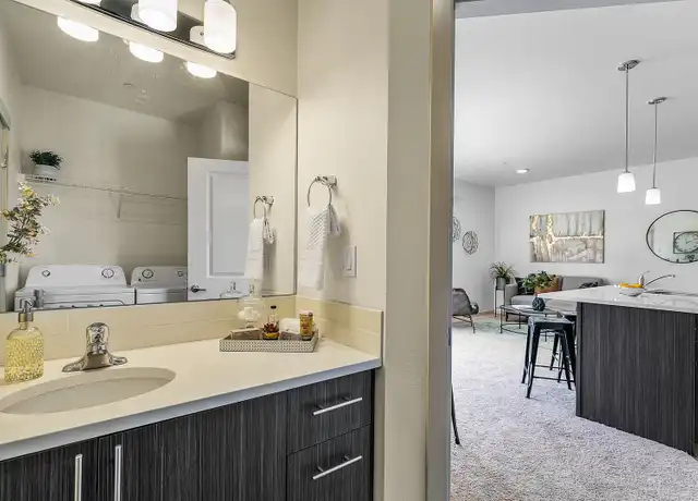 Property at 630 NW Kingwood Ave Unit 102, 2 bed, Redmond, OR, 97756, 2 beds, 1 bath, [object Object]